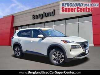 Used 2023 Nissan Rogue SV image 1
