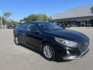 Used 2018 Hyundai Sonata SE image 1