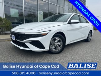 Certified 2025 Hyundai Elantra SE image 1