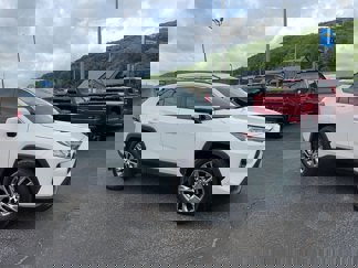 Used 2020 Toyota RAV4 XLE Premium image 1