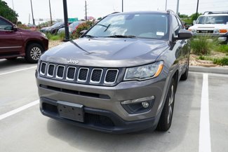 Used 2017 Jeep Compass Latitude w/ Popular Equipment Group image 1