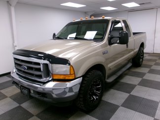 Used 2001 Ford F250 XL image 1