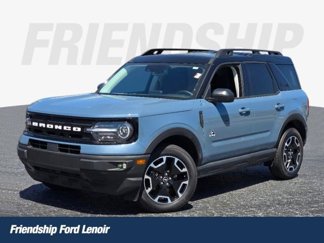 Used 2024 Ford Bronco Sport Outer Banks w/ Tech Package image 1