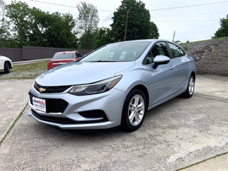 Used 2017 Chevrolet Cruze LT image 1