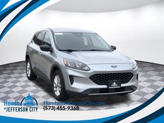 Used 2022 Ford Escape SE image 1