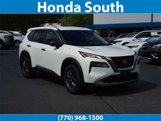 Used 2023 Nissan Rogue S image 1