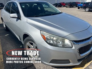 Used 2015 Chevrolet Malibu LT image 1