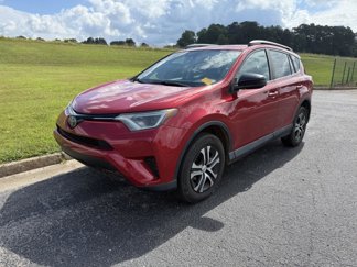 Used 2017 Toyota RAV4 LE image 1