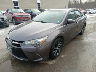 Used 2016 Toyota Camry XSE w/ Moonroof Package image 1
