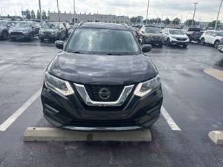 Used 2020 Nissan Rogue SV image 1