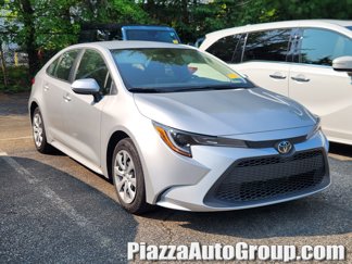 Used 2022 Toyota Corolla LE image 1