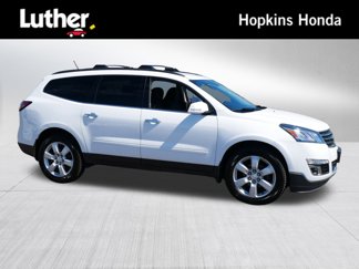 Used 2017 Chevrolet Traverse LT w/ Style and Technology Package image 1