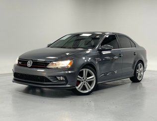 Used 2016 Volkswagen Jetta GLI SE image 1