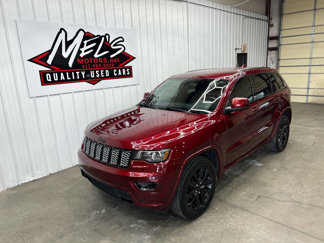 Used 2020 Jeep Grand Cherokee Altitude image 1