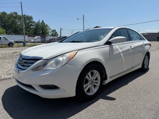 Used 2013 Hyundai Sonata GLS image 1