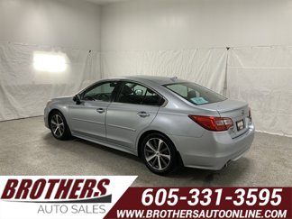 Used 2017 Subaru Legacy 2.5i Limited image 1