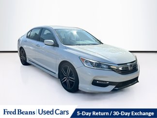 Used 2017 Honda Accord Sport image 1