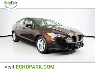 Used 2019 Ford Fusion SE image 1