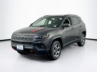 Used 2022 Jeep Compass Trailhawk w/ Trailhawk Convenience Group image 1