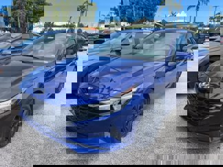 Used 2023 Hyundai Elantra SEL image 1