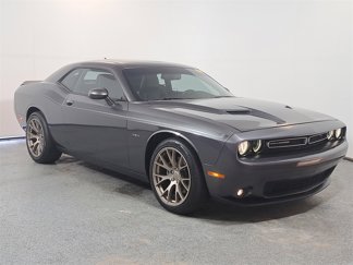 Used 2015 Dodge Challenger R/T Plus image 1