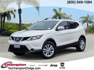 Used 2018 Nissan Rogue Sport SV w/ SV Technology Package image 1