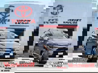 Certified 2022 Toyota Corolla LE image 1