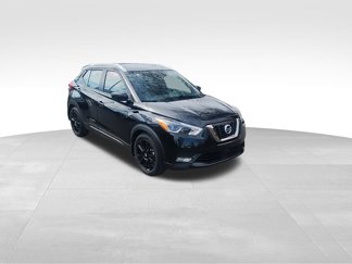 Used 2020 Nissan Kicks SR w/ SR Premium Package image 1