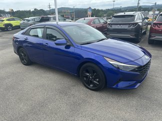 Used 2022 Hyundai Elantra SEL image 1