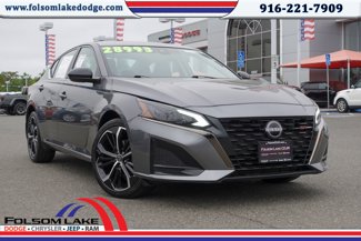 Used 2024 Nissan Altima 2.5 SR image 1
