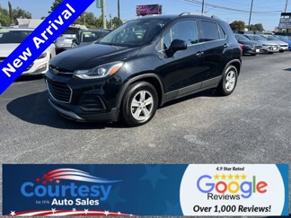 Used 2019 Chevrolet Trax LT w/ LT Convenience Package image 1
