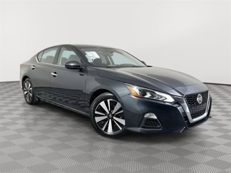Certified 2022 Nissan Altima 2.5 SV image 1