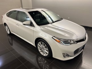 Used 2015 Toyota Avalon Limited image 1