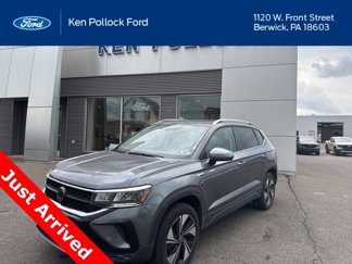 Used 2024 Volkswagen Taos SE image 1