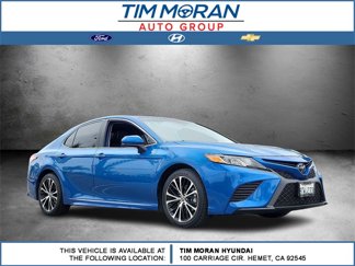Used 2020 Toyota Camry SE image 1