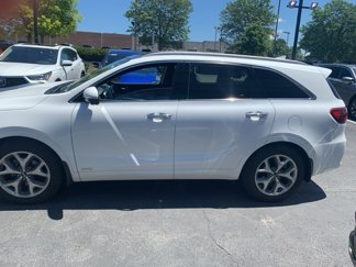Used 2020 Kia Sorento SX image 1
