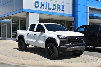 New 2024 Chevrolet Colorado Trail Boss w/ LPO, Dark Essentials Package image 1