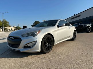 Used 2014 Hyundai Genesis 2.0T image 1