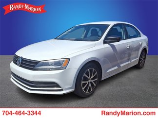 Used 2016 Volkswagen Jetta SE image 1
