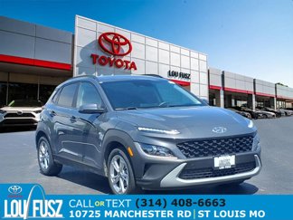 Used 2023 Hyundai Kona SEL image 1