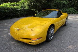 Used 2001 Chevrolet Corvette Coupe w/ Preferred Equipment Group2 image 1