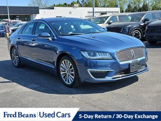 Used 2018 Lincoln MKZ Premiere image 1