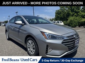 Used 2020 Hyundai Elantra SE image 1