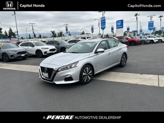 Used 2021 Nissan Altima 2.5 SV image 1