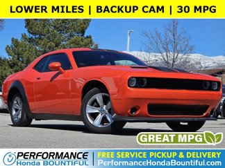 Used 2018 Dodge Challenger SXT image 1