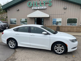 Used 2015 Chrysler 200 Limited w/ Convenience Group image 1