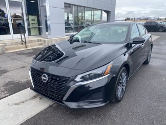 Used 2023 Nissan Altima 2.5 SV w/ SV Premium Package image 1