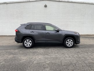 Used 2019 Toyota RAV4 LE image 1
