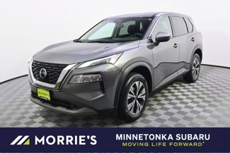 Used 2021 Nissan Rogue SV image 1
