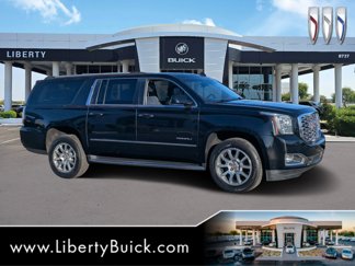 Used 2019 GMC Yukon XL Denali image 1